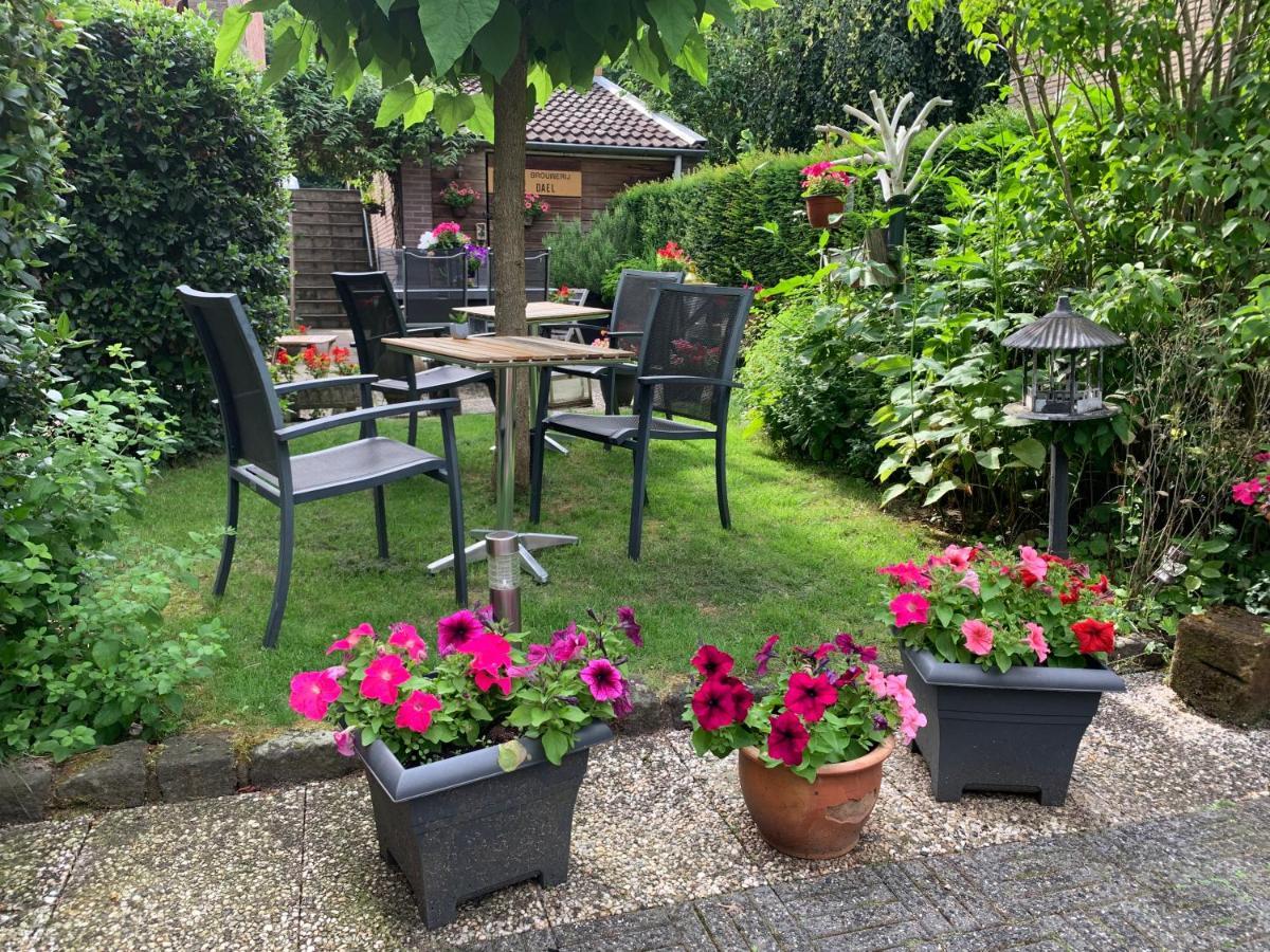 Pension Auberge de Dael Valkenburg aan de Geul Extérieur photo